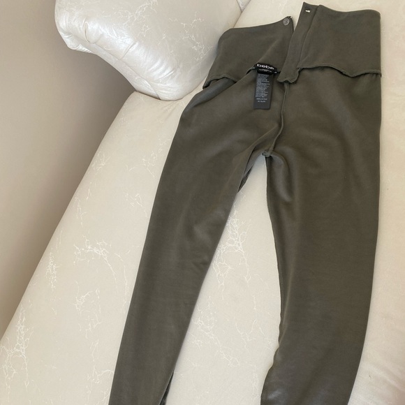 LADIES “BEBE” XS NARROW PANTS~SUEDE LIKE~SLATE GREEN COLOUR~LIKE NEW! - Picture 9 of 9